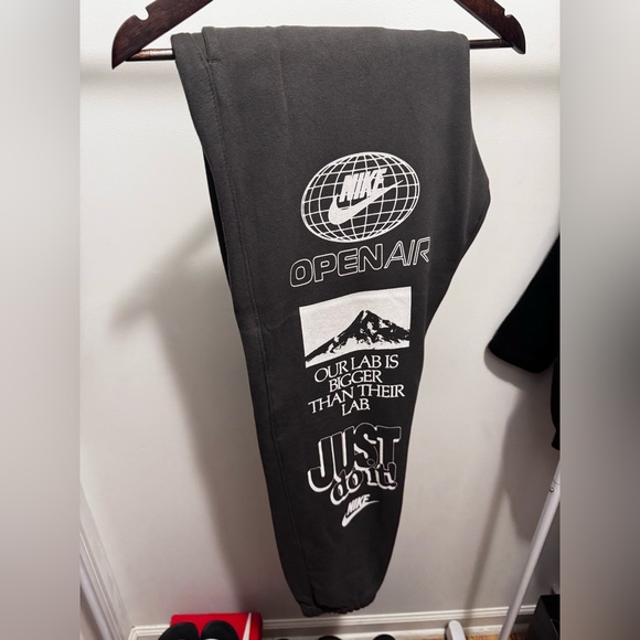 NSW CLUB FLEECE JOGGERS
MENS SWEATPANTS XL - Picture 3 of 4